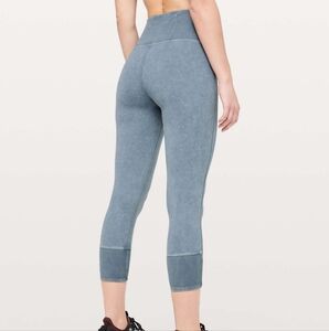 Lululemon wunder under crop size 6